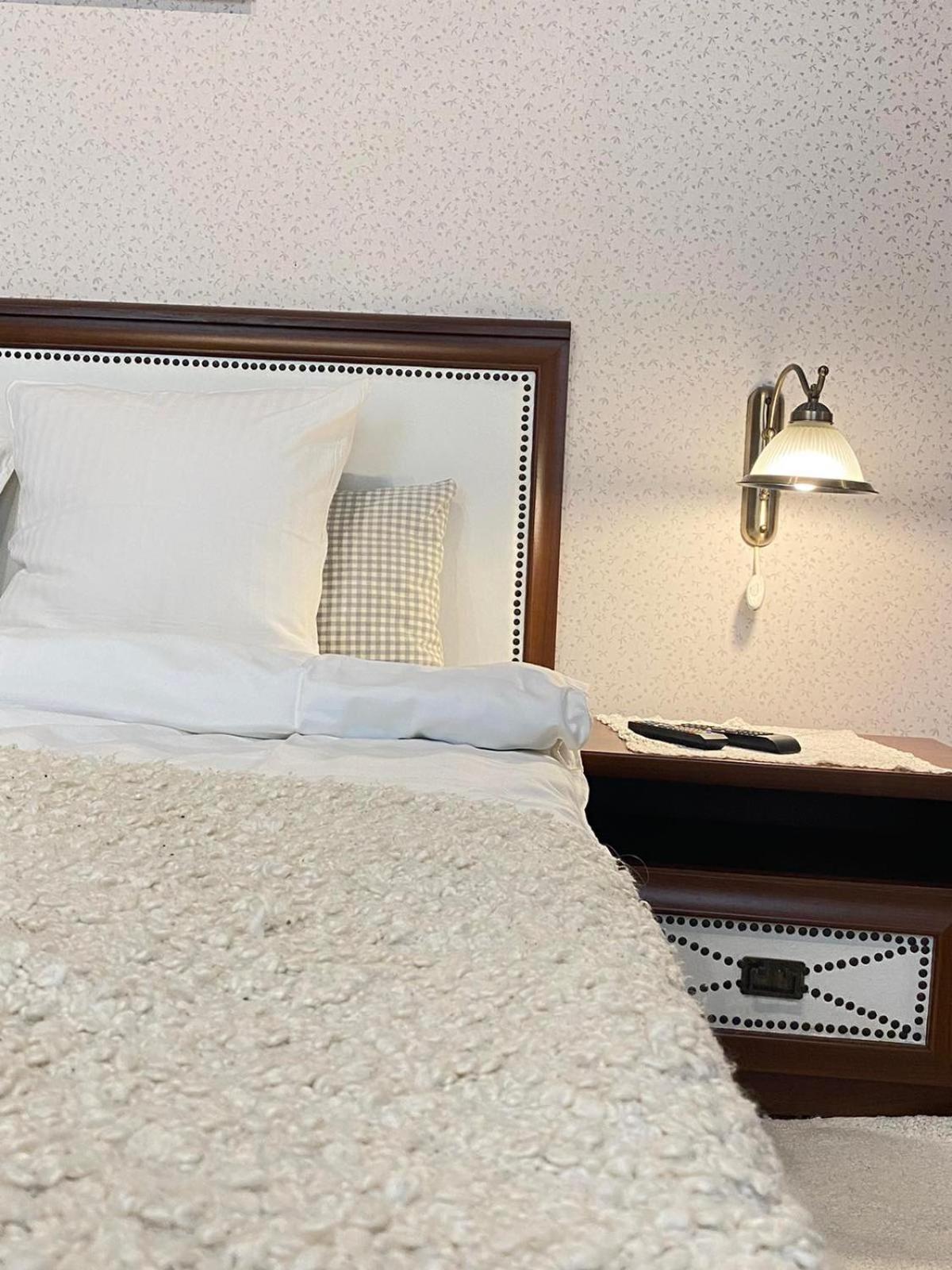 Вул Вірменська 20 Не Далеко Від Ж Д Вокзалу Звітні Документи Apartment Lviv Luaran gambar